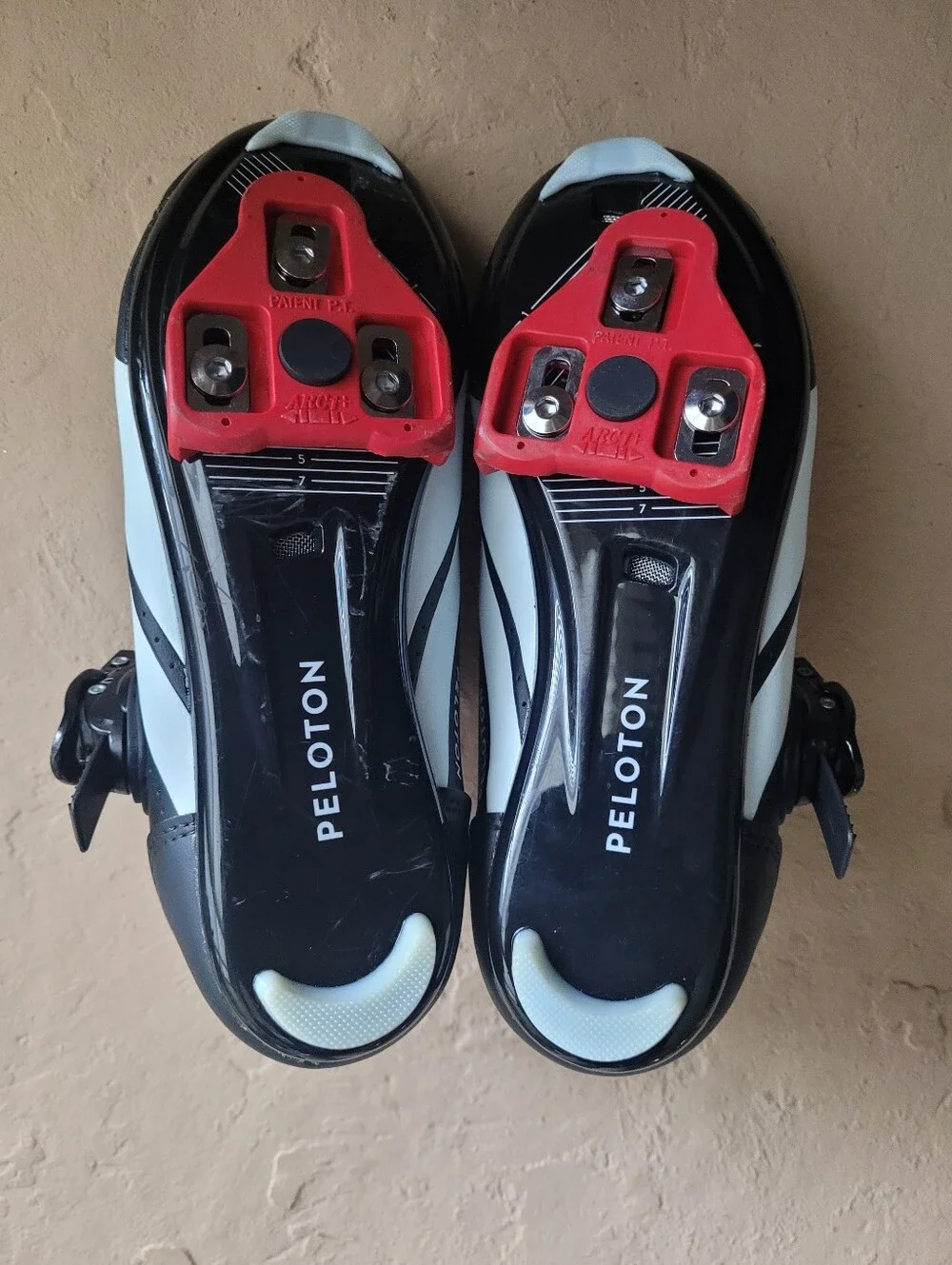 Peloton Women's Cycling Shoes Size EU 37/US 6